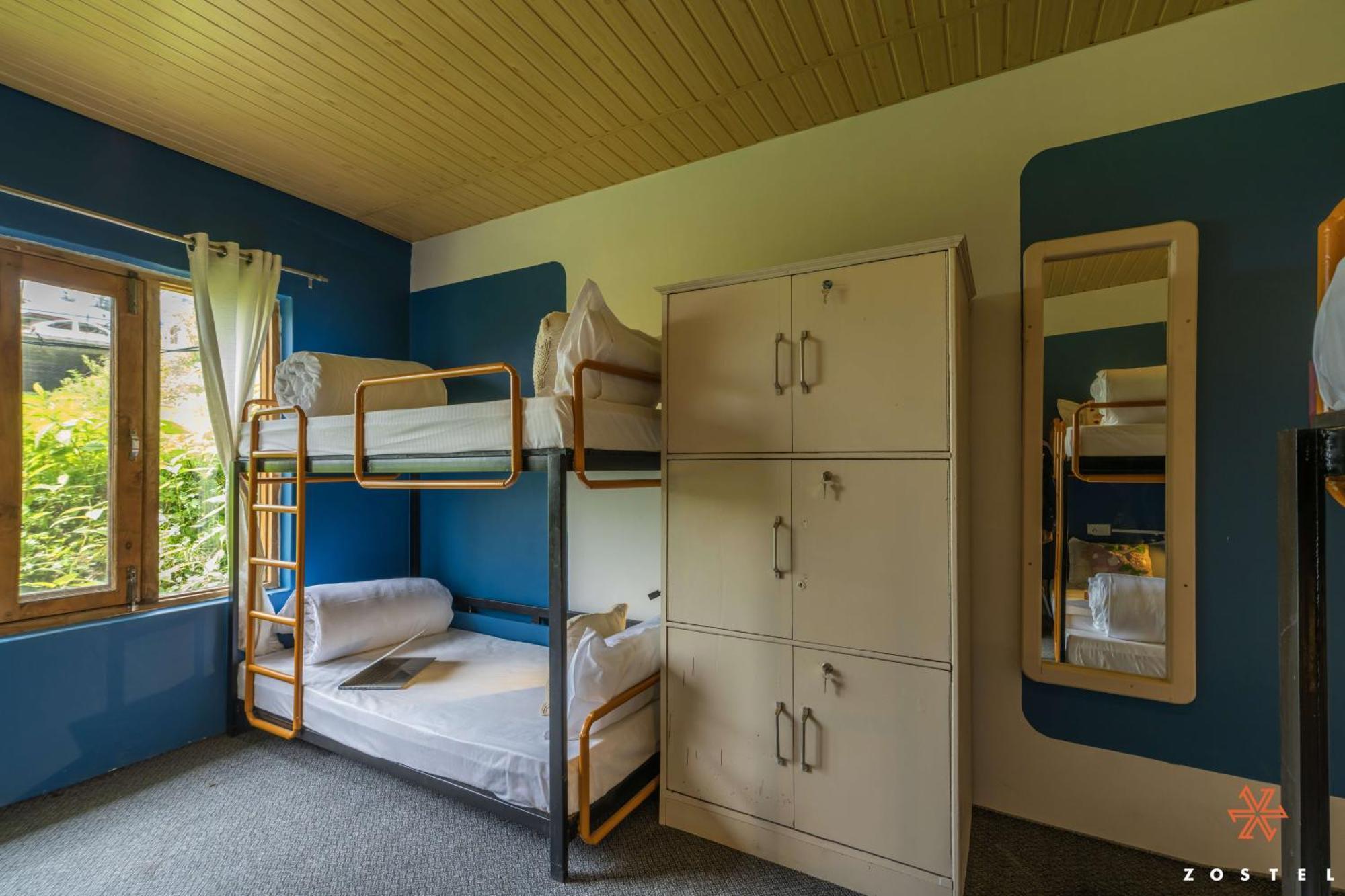 Zostel Shoja, Jibhi Hostel Eksteriør bilde